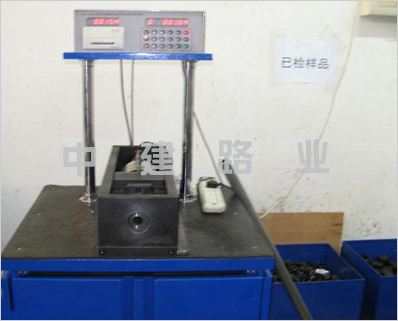 全自動(dòng)高強(qiáng)螺栓檢測(cè)儀